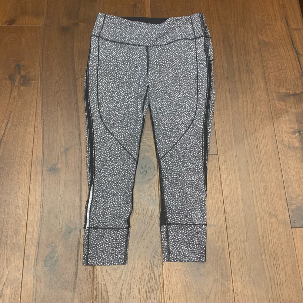 Lululemon cropped leggings